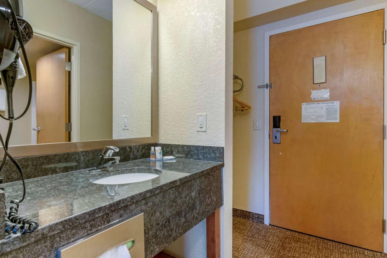 Comfort Inn Mechanicsburg - Harrisburg South Exteriör bild